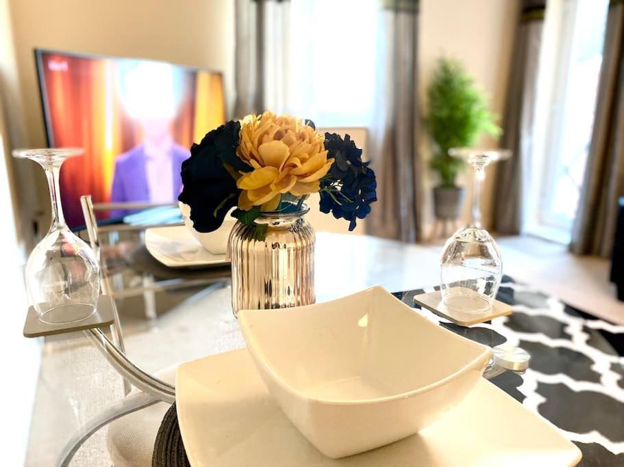 Amazing 2-Bed City Centre Apt With Parking Ковентри Экстерьер фото